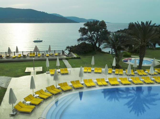 DOUBLETREE BY HILTON BODRUM ISIL CLUB