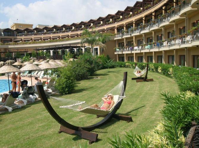 ARMAS LABADA HOTEL 