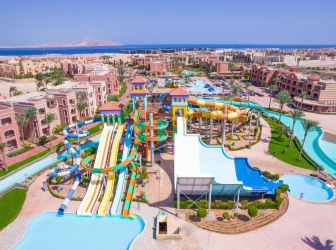 Charmillion Club Aquapark