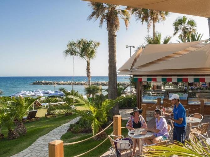 Amathus Beach Hotel Limassol