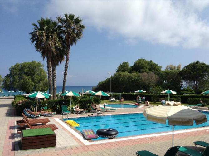 Pylea Beach Hotel