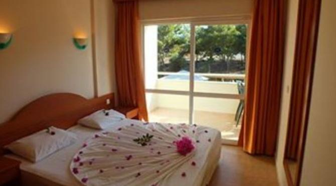 TUNTAS FAMILY SUITES KUSADASI