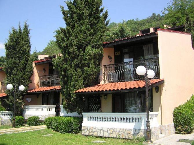 Villas Elenite