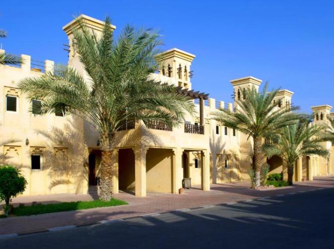 Hotel Al Hamra Village